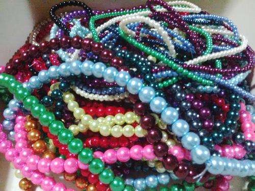 STOCK CLEARANCE - SPECAIL OFFER - 2600 Glass Pearls (Was R300 now R180) (SAVE R120)