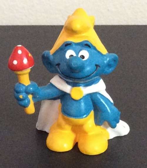 Original Vintage KING SMURF !! WEST GERMANY !! Small Dots on Septre Variant ! RARE !! Smurfs!