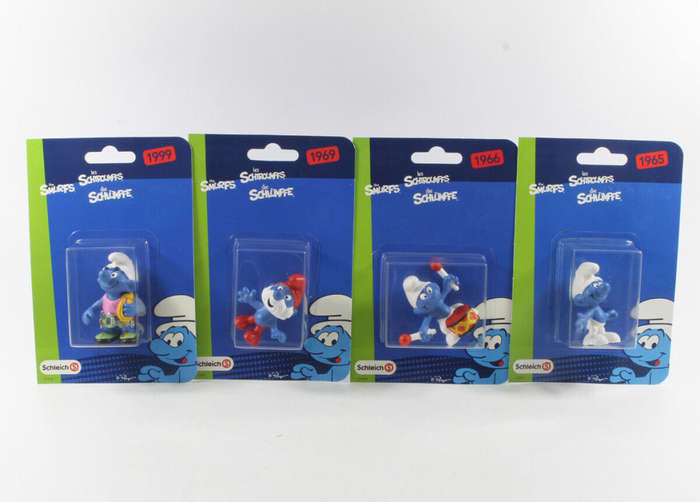 4 SEALED Mint On Card SMURFS - NEVER BEEN OPENED !! RARE + VALUABLE !!