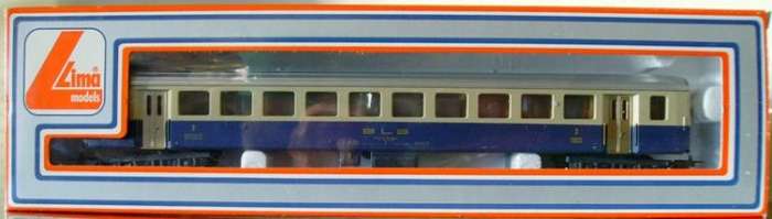 OO / HO scale LIMA BLS 2nd CLASS COACH 309121 ! SWISS ! Excellent Condition ! Boxed ! VERY RARE !