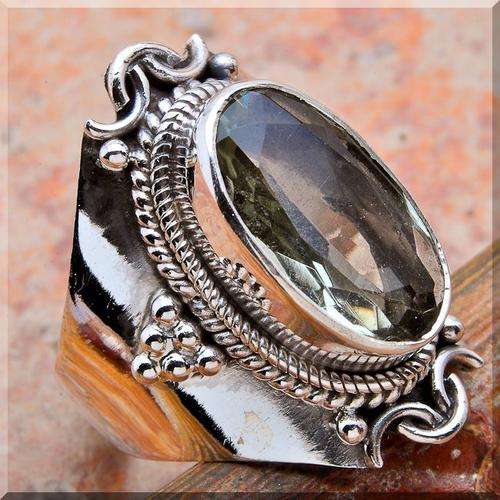 GREEN AMETHYST SET IN SOLID STERLING SILVER RING size 6.5