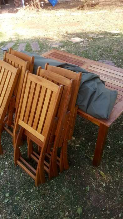 Patio Set With Rain Cover