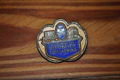Ter Herdengking Aan Republiek Suid-Afrika Mei 31 1961 Pin Badge