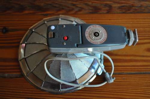 Vintage Lyon Folding Fan Flash