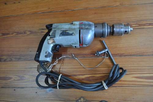 Vintage Metabo Electric Drill (selling as is)