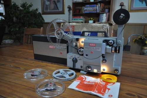 Eumig 8mm Film Projector Tested And Working