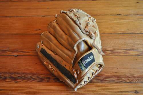 Franklin Adult Baseball Mitt  Glove