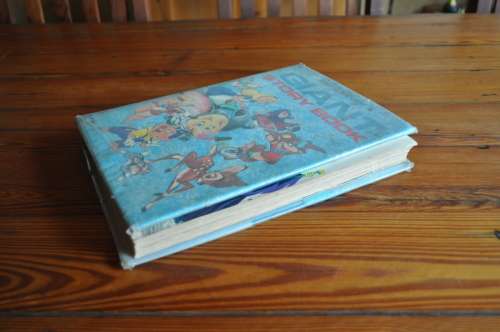 Vintage Walt Disney's Giant Story Book