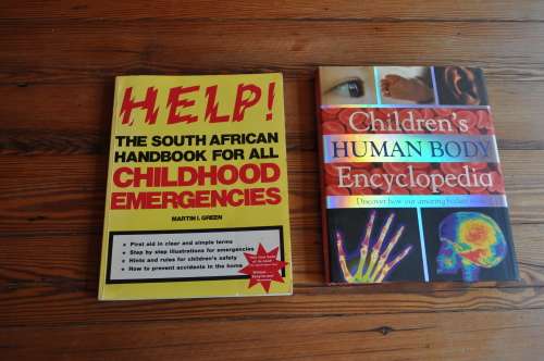 Childrens  Body Encyclopedia And Emergency Book