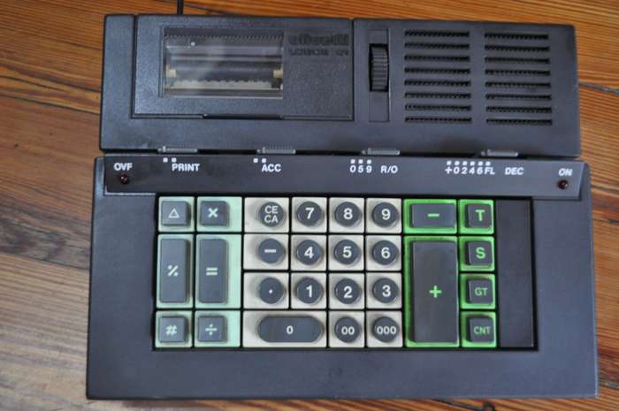 Vintage Olivetti Logos 41 Printing Calculator (selling as is)