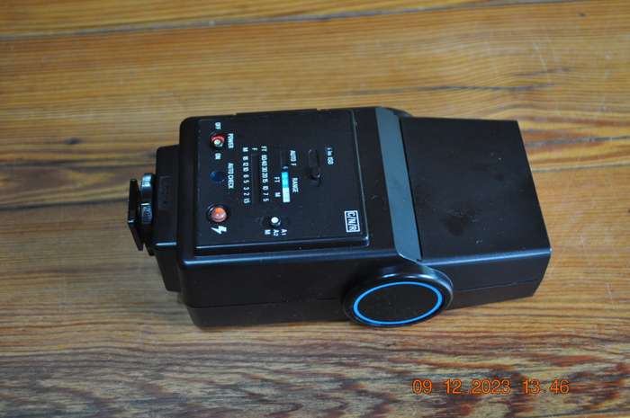 Vivitar Auto Thyristor 2800 Camera Flash