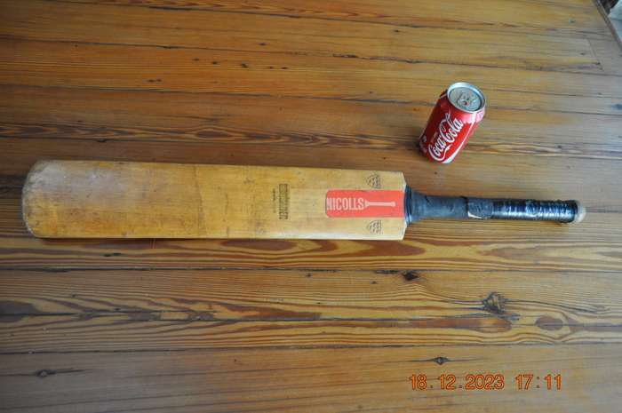 Gray Nicolls Crusader Old School Cricket Bat