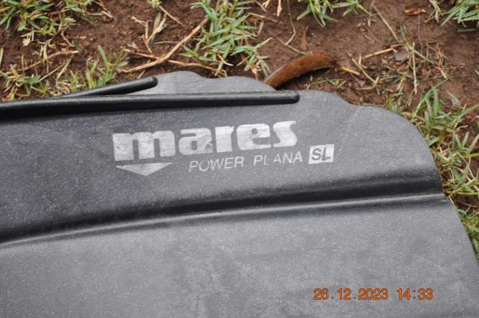Mares Scuba Fins Regular Size