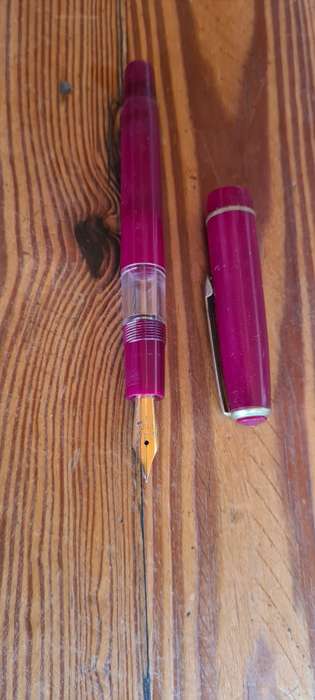 Vintage Dauer Feder 4 Fountain Pen