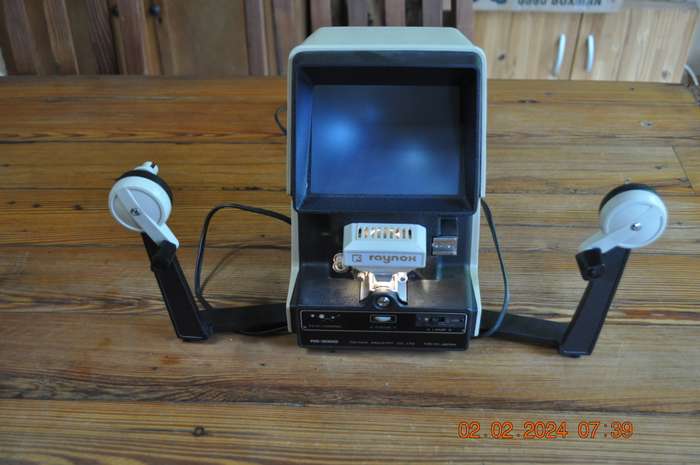 Vintage Raynox RS-3000 Film Editor Viewer