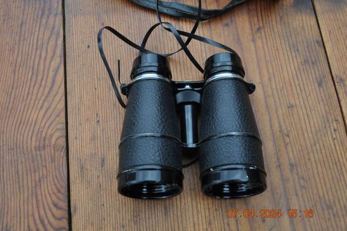Vintage Binoculars In Carry Case