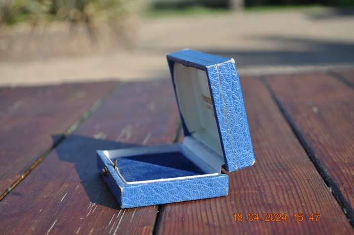 Vintage Newmans Cape Town Ring Box