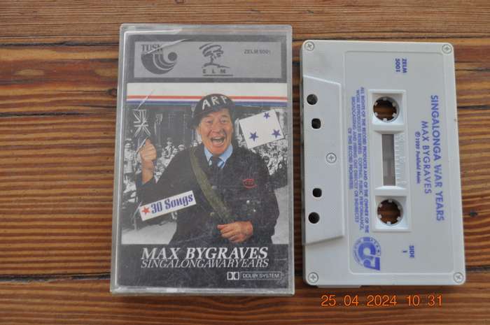 Max Bygraves - Singalongawayears (Cassette)