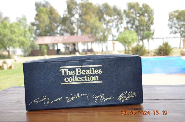 The Beatles - The Beatles Collection Cassettes