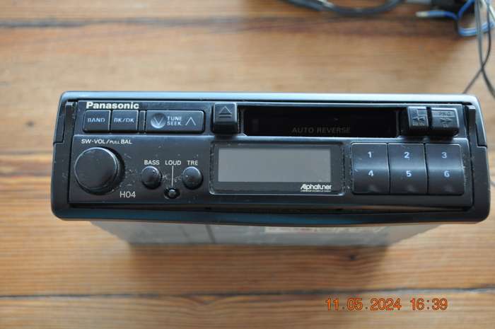 Vintage Panasonic H04 Car Radio Cassette