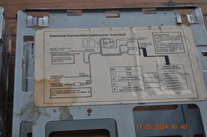 Vintage Panasonic H04 Car Radio Cassette
