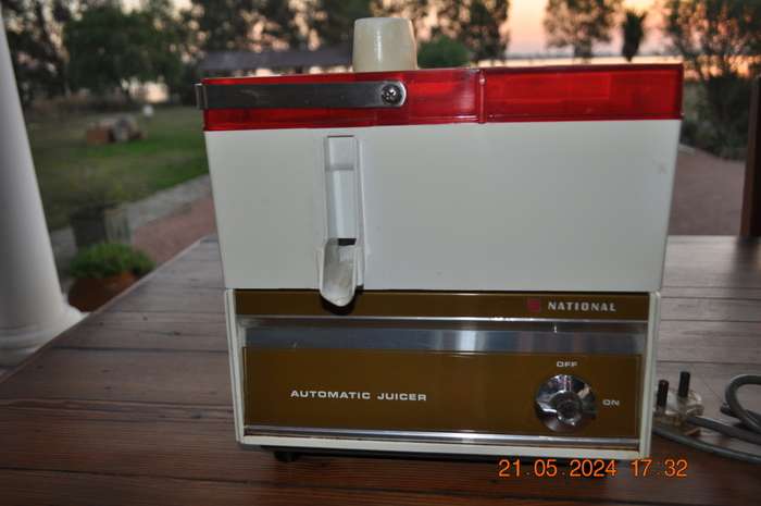 Vintage National Juicer