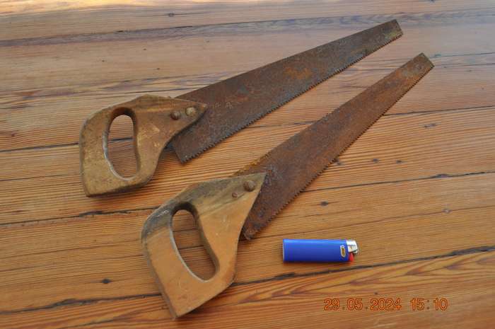 Vintage Hand Saws Rusted