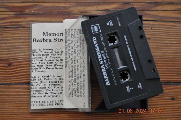 Barbra Streisand - Memories (Cassette)