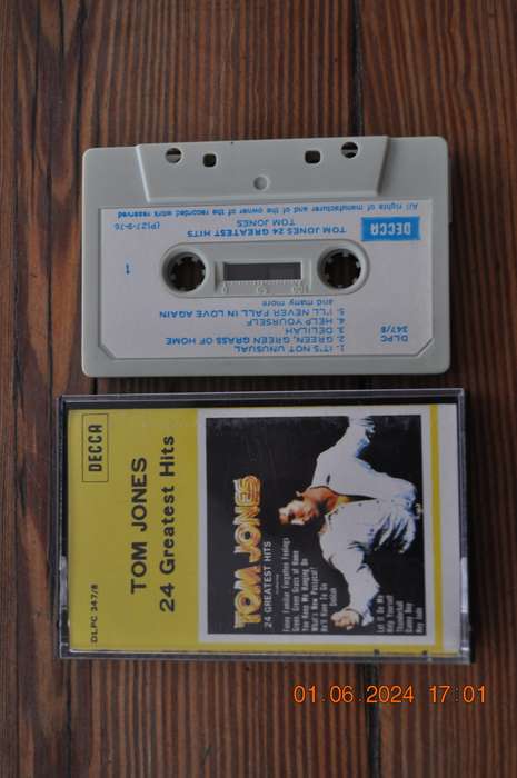 Tom Jones - 24 Greatest Hits (Cassette)