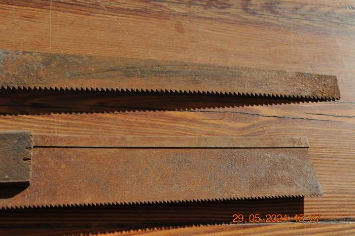 Vintage Handsaws With Wooden Handles
