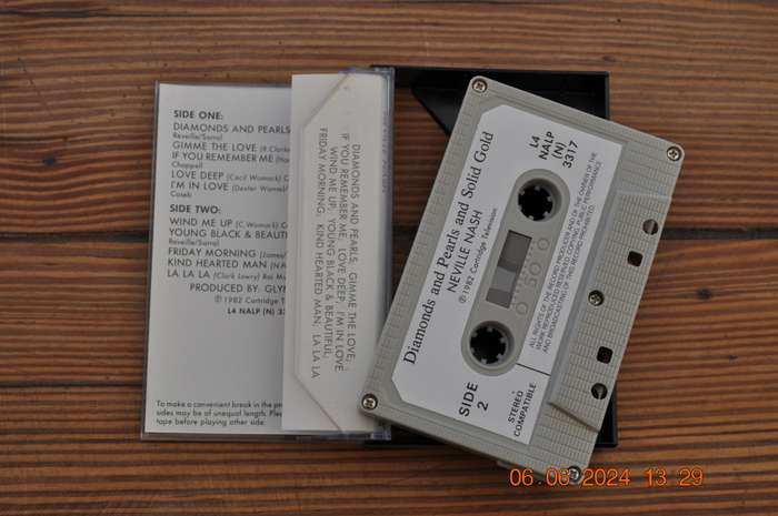 Neville Nash - Diamonds And Pearls And Solid Gold (Cassette)