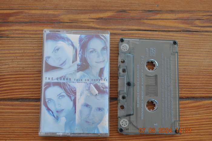 The Corrs - Talk On Corners : Special Edition (Cassette)
