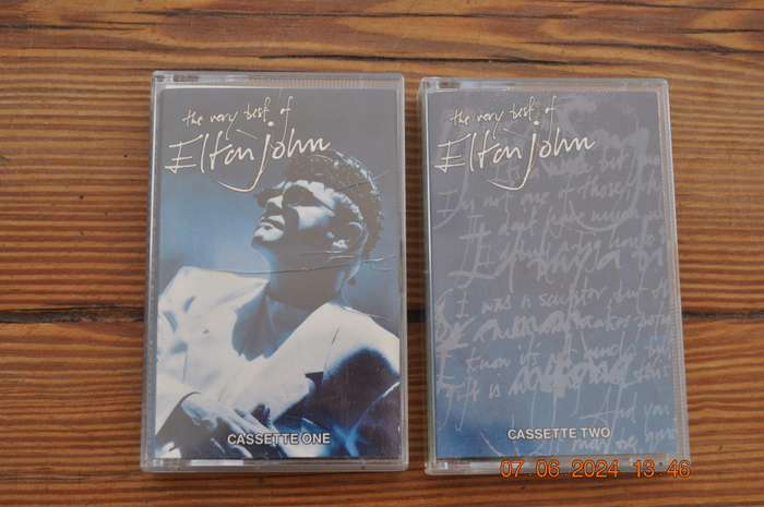 Elton John - The Very Best Of (2 Cassettes)