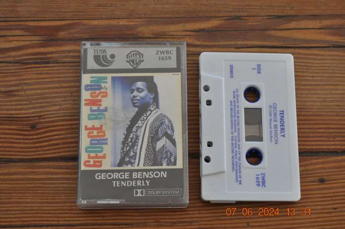 George Benson - Tenderly (Cassette)