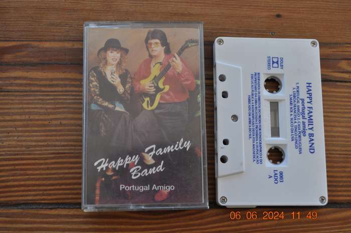 Happy Family Band - Portugal Amigo (Cassette)