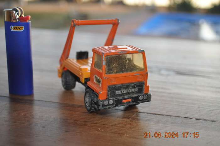Vintage Matchbox Super Kings Bedford Skip Truck