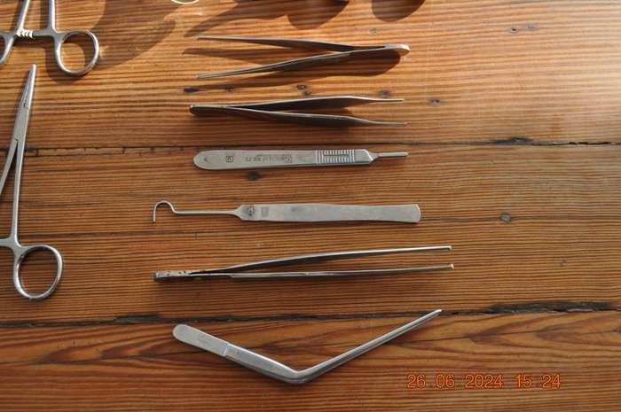 Surgical Set 24 Piece