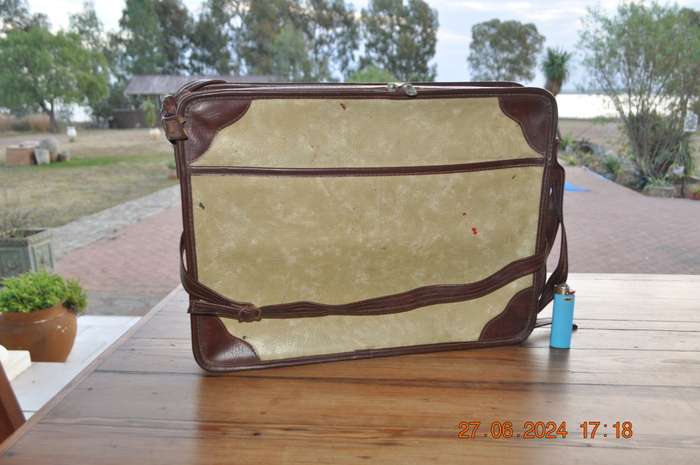 Vintage Vinyl Art Case Carry Bag