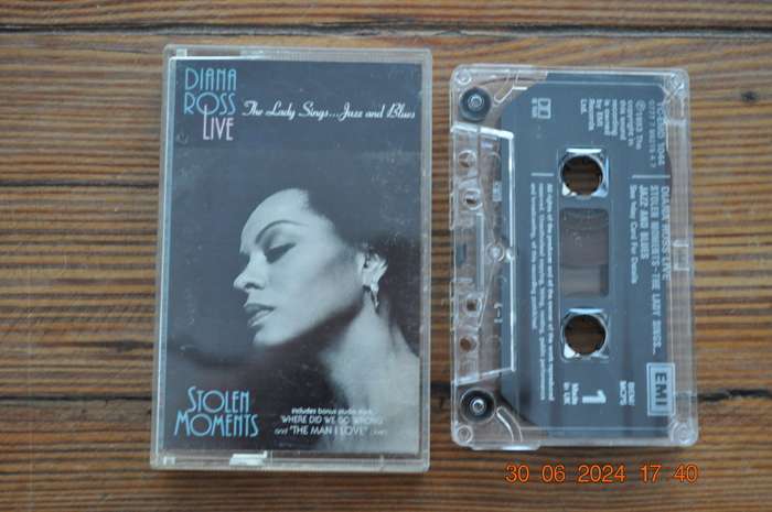 Diana Ross - Live : The Lady Sings...Jazz And Blues (Cassette)