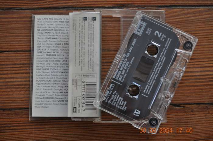 Diana Ross - Live : The Lady Sings...Jazz And Blues (Cassette)