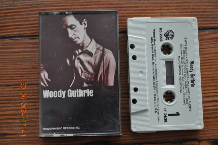 Woody Guthrie - Woody Guthrie (Cassette)