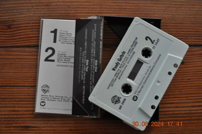 Woody Guthrie - Woody Guthrie (Cassette)