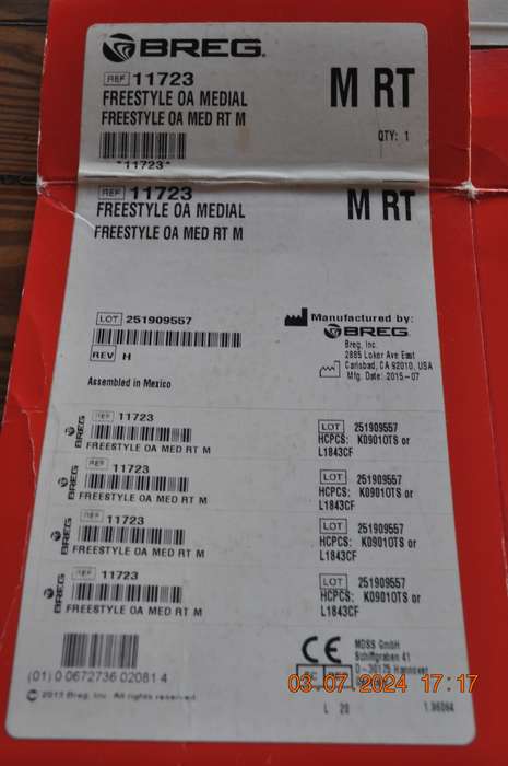 Breg Freestyle OA Medical Right Knee Brace