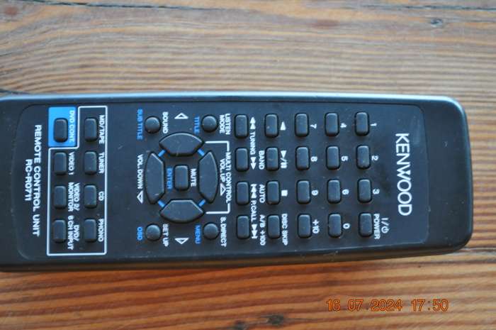 Original Kenwood Audio Video Remote RC RO711