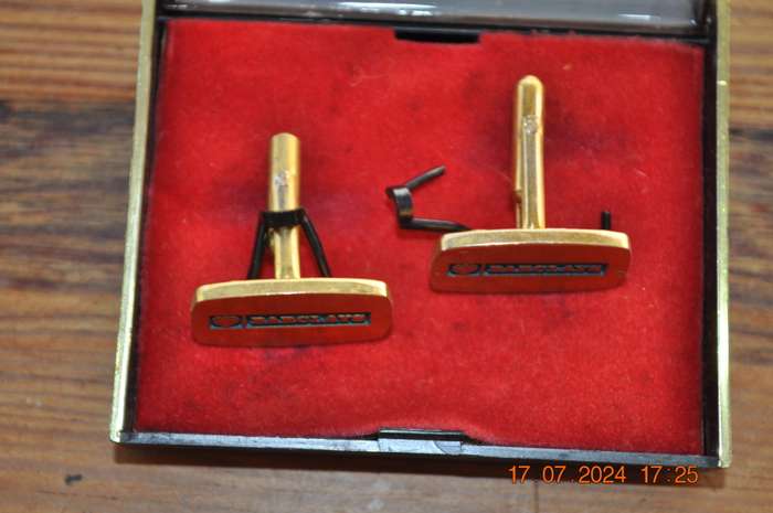 Vintage BarClays Cufflinks