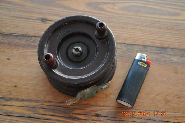 Vintage Alpha Bakelite Fishing Reel