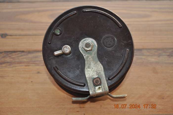 Vintage Alpha Bakelite Fishing Reel