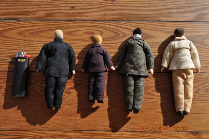 Dolls House Dolls 4 Available