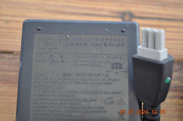 Original HP AC Power Supply Adapter HP 0957-2176