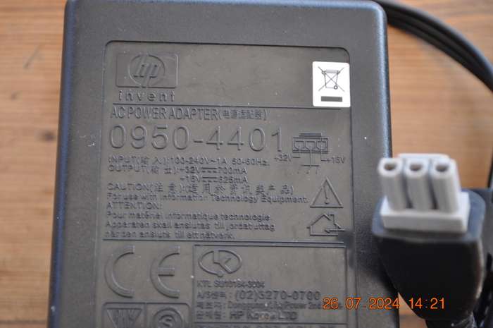 Original HP AC Power Supply Adapter HP 0950.4401